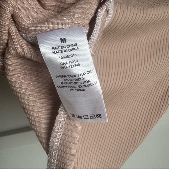 Garage Exposed Seams Stormi CropTee Toffee Beige Brown size S - Picture 10 of 11